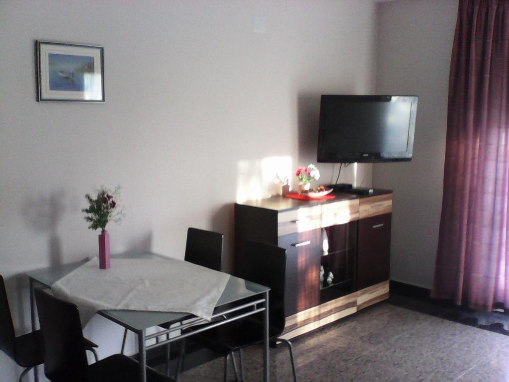 Apartmani Bepo スベティ・フィリップ・イ・ヤコブ 部屋 写真